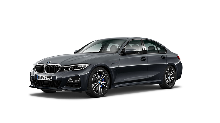 BMW 3er Limousine Plug-in-Hybrid Dreiviertel-Frontansicht BMW 3er Limousine Plug-in-Hybrid Studioaufnahme Dreiviertel-Frontansicht
